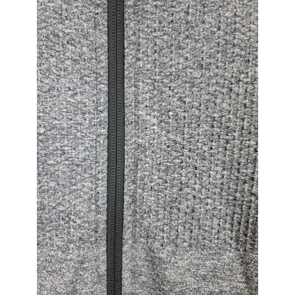 Lululemon m Engineered warmth jacket. - Picture 5 of 10